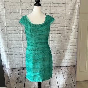 Tadashi Shoji emerald green cocktail dress